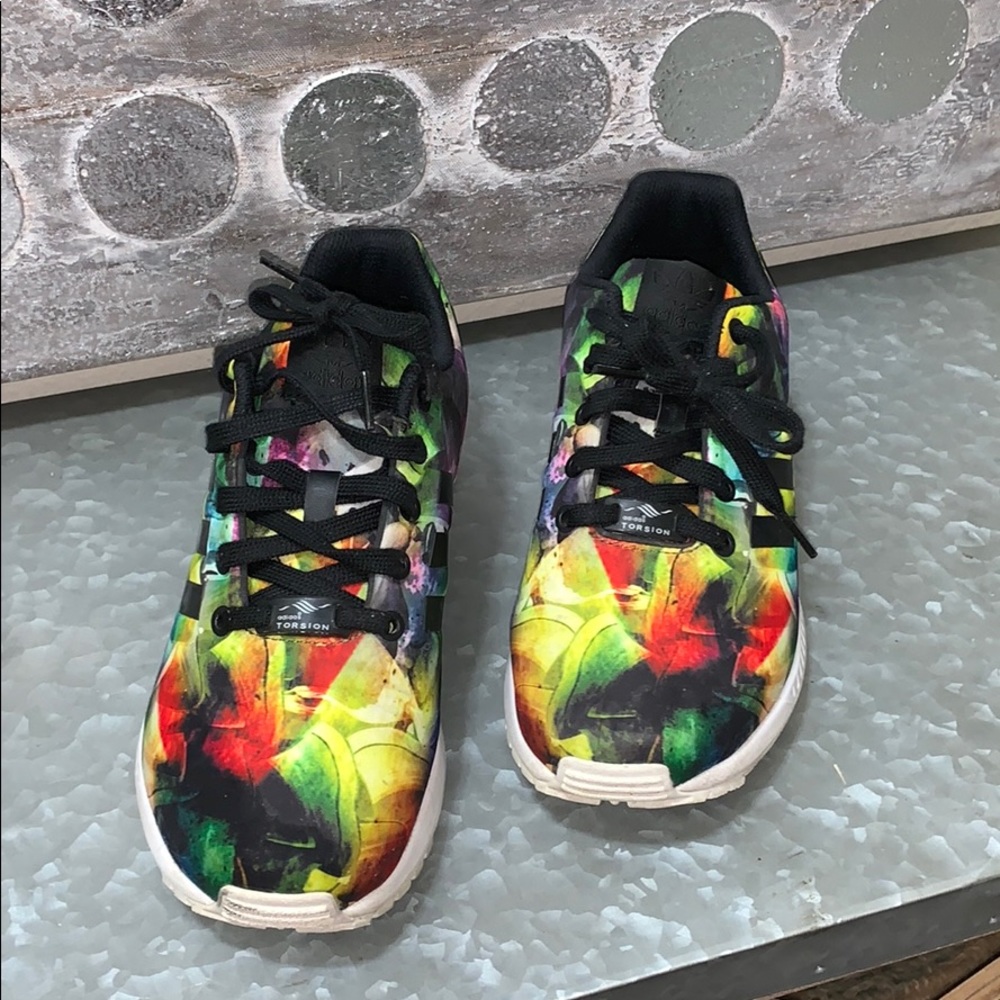 Shoes - Picture 3 of 6